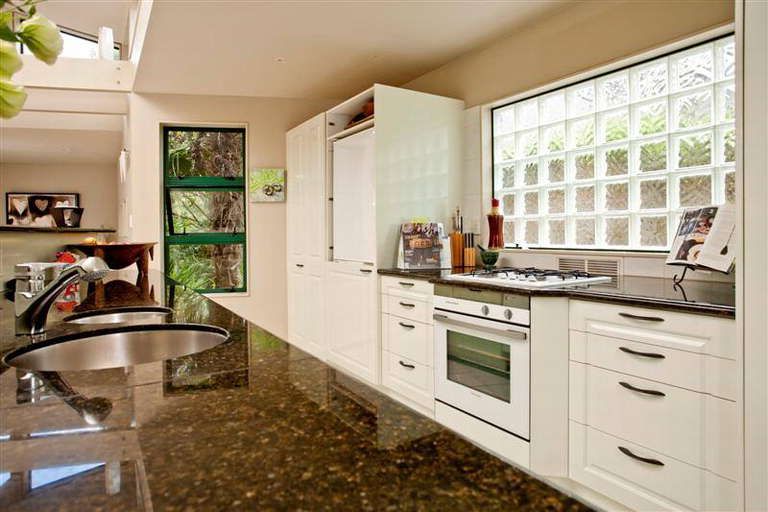 Photo of property in 17 Lucas Way, Albany, Auckland, 0632