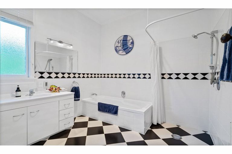 Photo of property in 105 Macmaster Street, Richmond, Invercargill, 9810