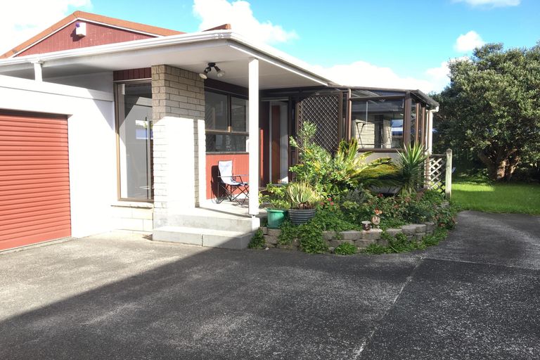 Photo of property in 8c Wolfe Street, Regent, Whangarei, 0112