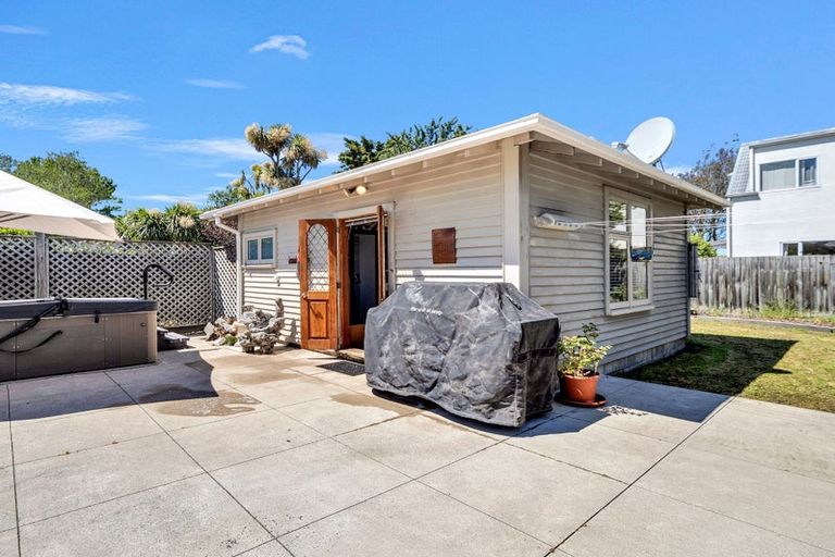 Photo of property in 29 Massey Crescent, St Albans, Christchurch, 8014