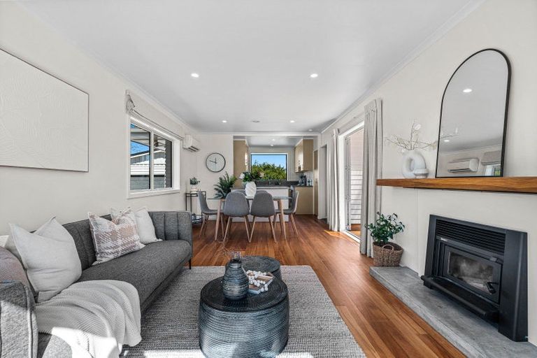 Photo of property in 43 West Street, Greytown, 5712