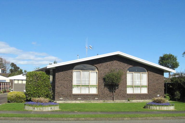 Photo of property in 26 Marlborough Street, Levin, 5510