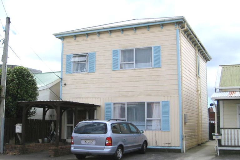 Photo of property in 15 Wilson Street, Newtown, Wellington, 6021