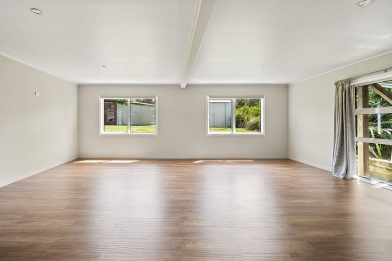 Photo of property in 28 Mariner Cove Road, Tinopai, 0593