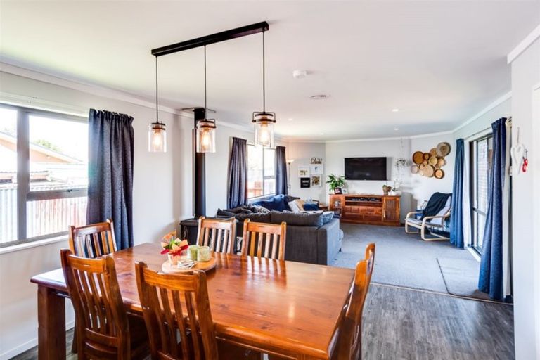 Photo of property in 15 Titoki Crescent, Pirimai, Napier, 4112