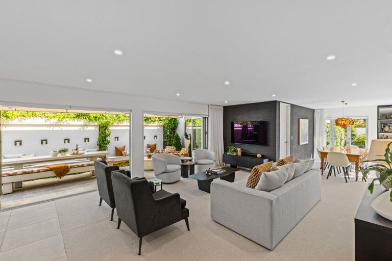 Photo of property in 45 Gracefield Avenue, Christchurch Central, Christchurch, 8013
