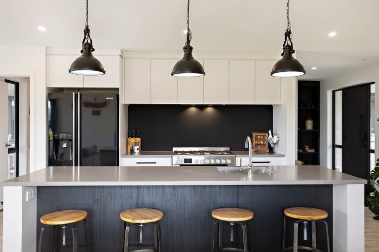 Photo of property in 3 Awatea Drive, Whitianga, 3510