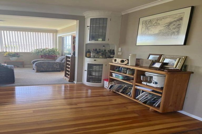 Photo of property in 3 Huia Street, Foxton Beach, Foxton, 4815