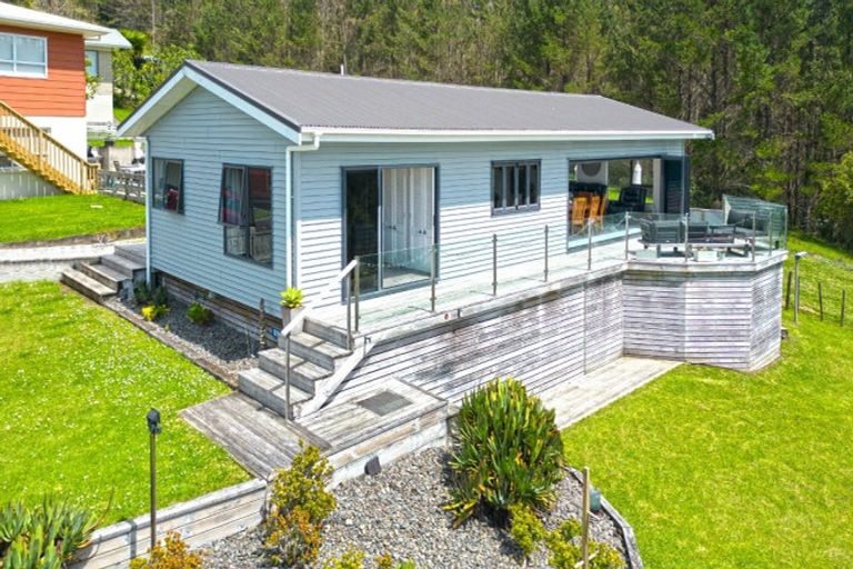 Photo of property in 108 Tuna Place, Onemana, Whangamata, 3691