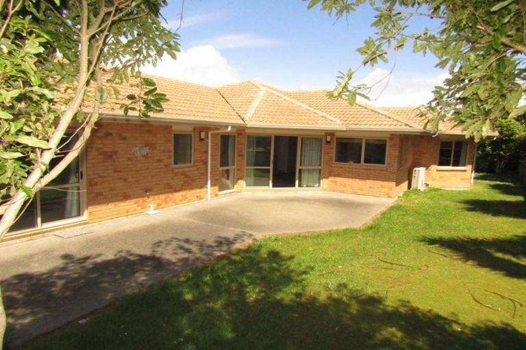 Photo of property in 127 Kirton Drive, Riverstone Terraces, Upper Hutt, 5018