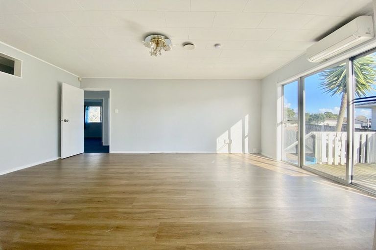 Photo of property in 50 Te Irirangi Drive, Clover Park, Auckland, 2019