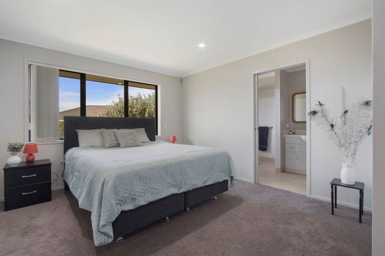 Photo of property in 11 Hoggard Place, Katikati, 3129