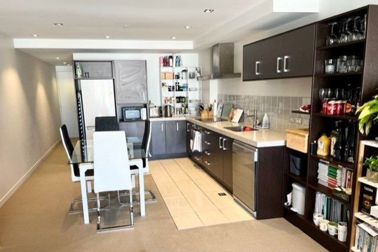 Photo of property in Monument Apartments, 4g/245 Wakefield Street, Te Aro, Wellington, 6011