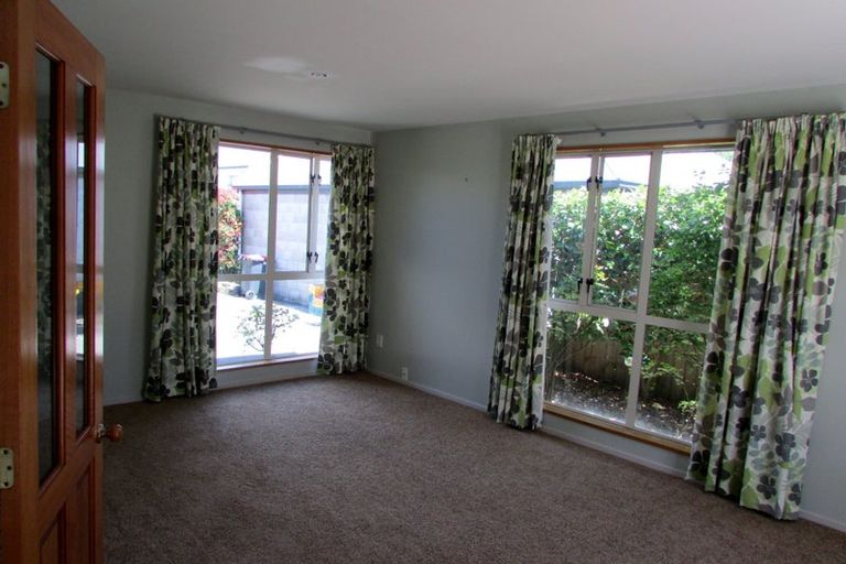 Photo of property in 16a Craven Street, Sockburn, Christchurch, 8042