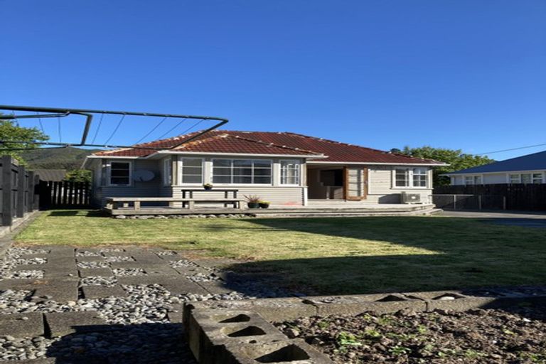 Photo of property in 29 Fisk Street, Naenae, Lower Hutt, 5011