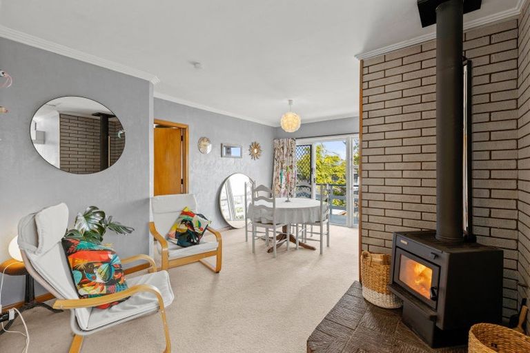 Photo of property in 5 Price Street, Westown, New Plymouth, 4310