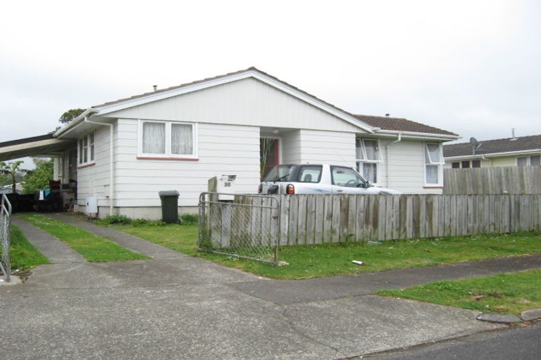 Photo of property in 30 Molesworth Place, Mangere, Auckland, 2022
