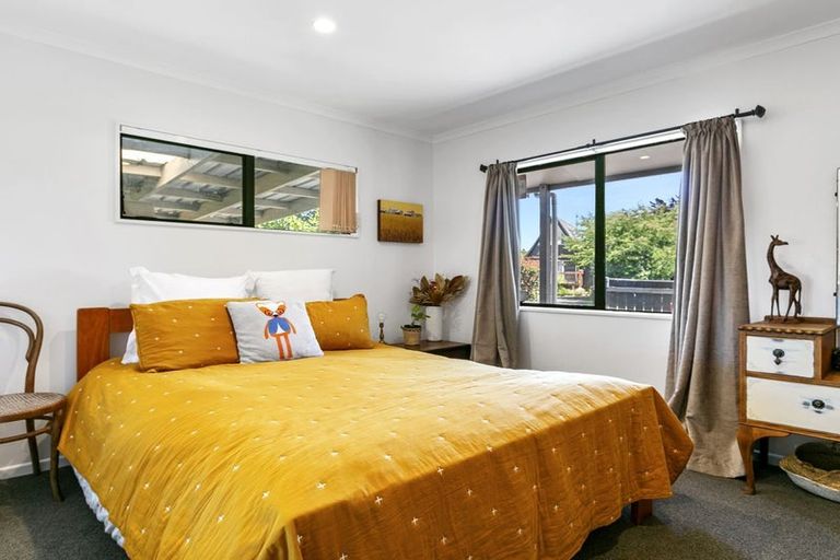 Photo of property in 66 Shepherd Road, Waipahihi, Taupo, 3330