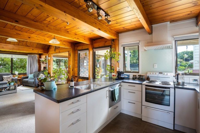 Photo of property in 3 Ngarue Place, Waitara, 4320