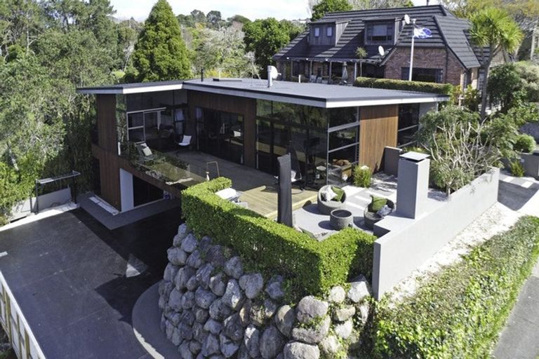 Photo of property in 298 Courtenay Street, Strandon, New Plymouth, 4312