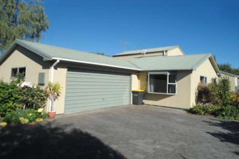 Photo of property in 10 Mountfort Street, Outram, 9019