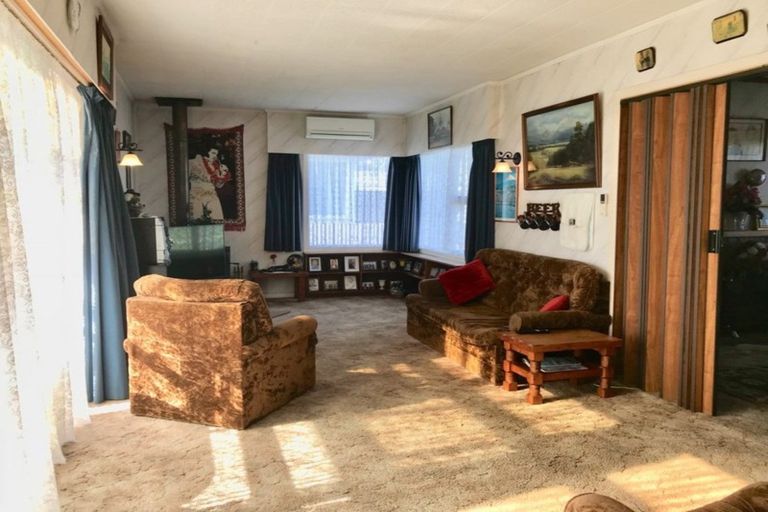 Photo of property in 24 Browne Street, Waitara, 4320