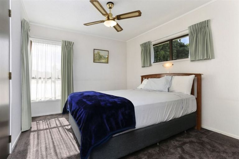 Photo of property in 8 Monde Place, Clover Park, Auckland, 2019