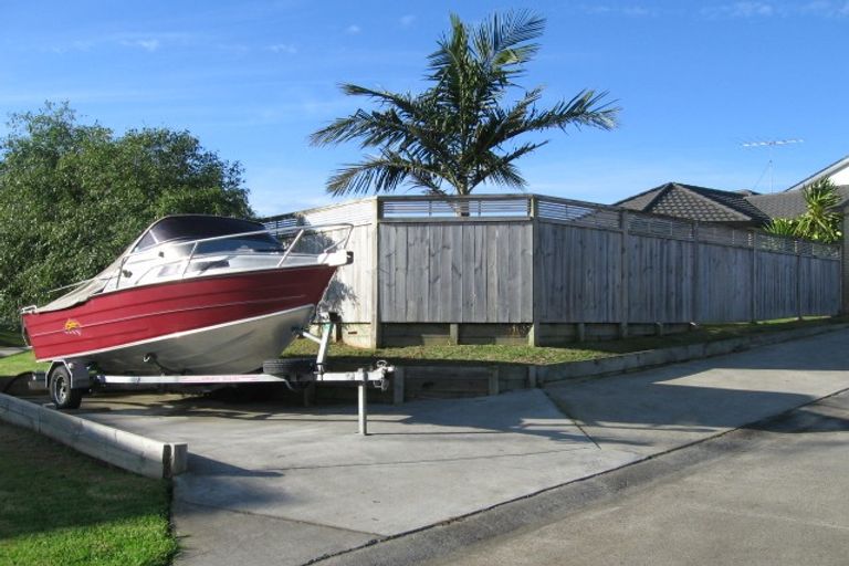 Photo of property in 17 Araminta Place, Beachlands, Auckland, 2018