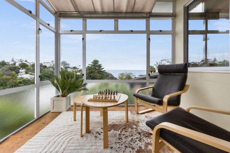 Photo of property in 7 Hadfield Terrace, Bluff Hill, Napier, 4110