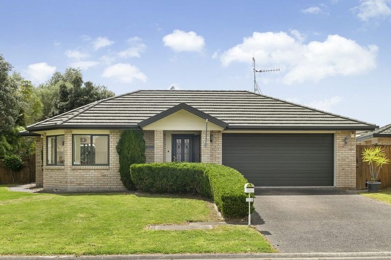 Photo of property in 1 Andalusian Place, Papamoa Beach, Papamoa, 3118