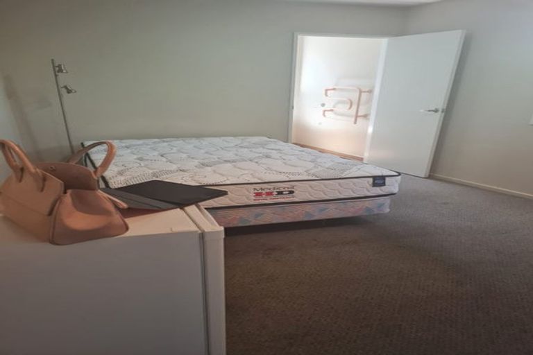 Photo of property in 3a Paeroa Street, Riccarton, Christchurch, 8041