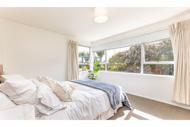 Photo of property in 2 Lomond Place, Woolston, Christchurch, 8062