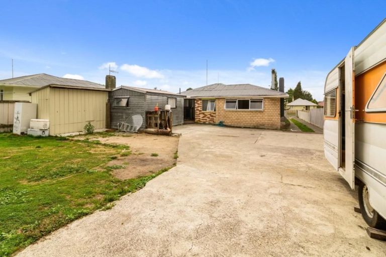 Photo of property in 20 Bellingham Crescent, Fordlands, Rotorua, 3015