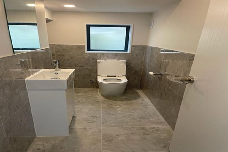 Photo of property in 7 Haku Road, Flat Bush, Auckland, 2019