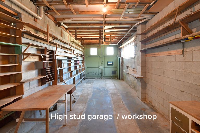 Photo of property in 1 Orewa Heights Crescent, Orewa, 0931