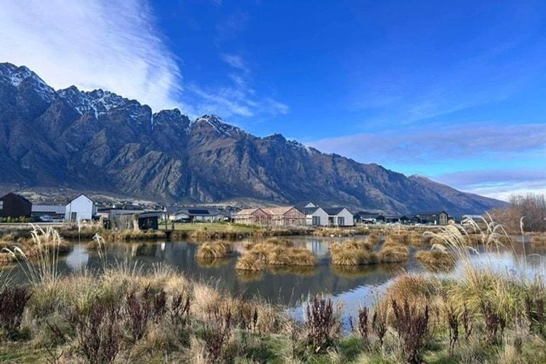 Photo of property in 22 Woolshed Road, Jacks Point, Queenstown, 9371