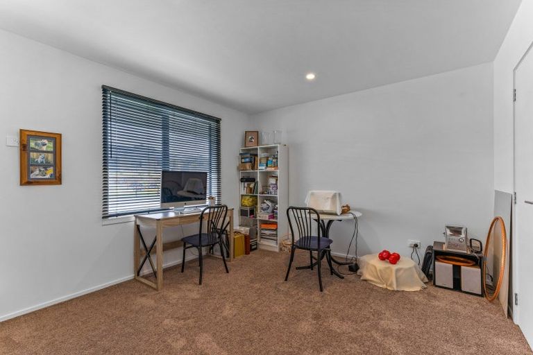 Photo of property in 17 Mallard Drive, Waihola, Milton, 9073