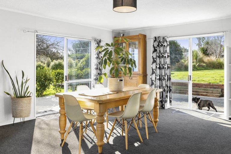 Photo of property in 15 Green Island Bush Road, Blackhead, Dunedin, 9076