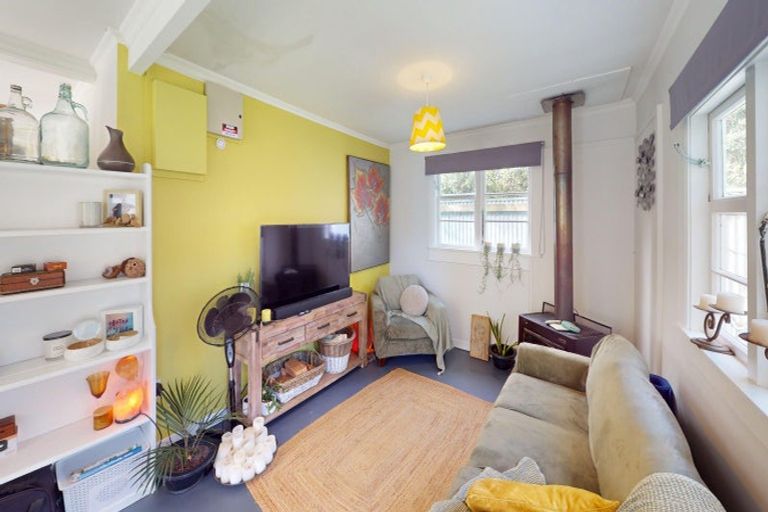 Photo of property in 4 Gloucester Street, Waitarere Beach, Levin, 5510