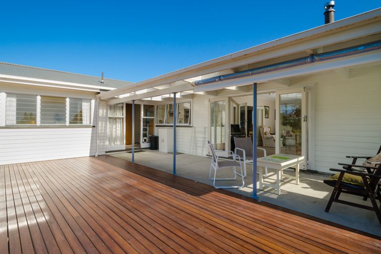 Photo of property in 44 Puriri Road, Whenuapai, Auckland, 0618