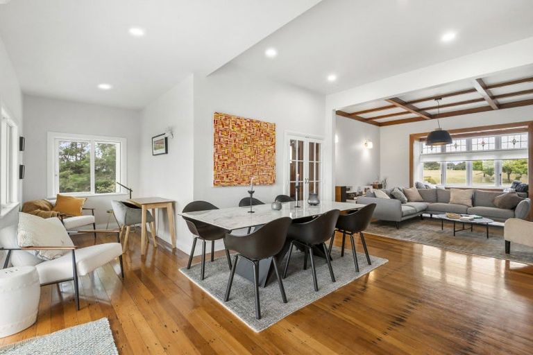 Photo of property in 1268 East Coast Road, Redvale, Albany, 0794