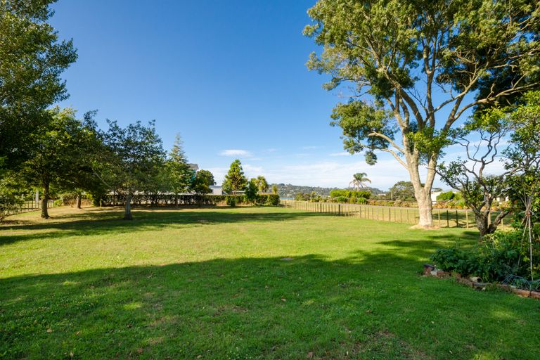 Photo of property in 44 Puriri Road, Whenuapai, Auckland, 0618