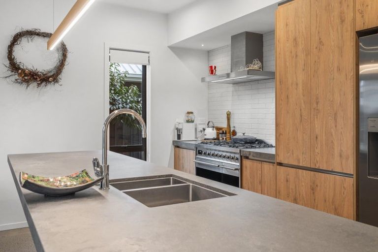 Photo of property in 4b Harakeke Drive, Wharewaka, Taupo, 3330