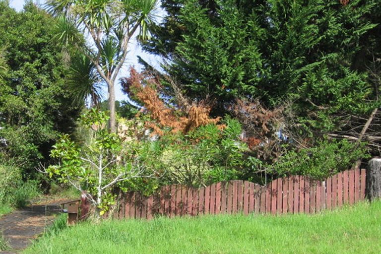 Photo of property in 11 Spargo Road, Massey, Auckland, 0614