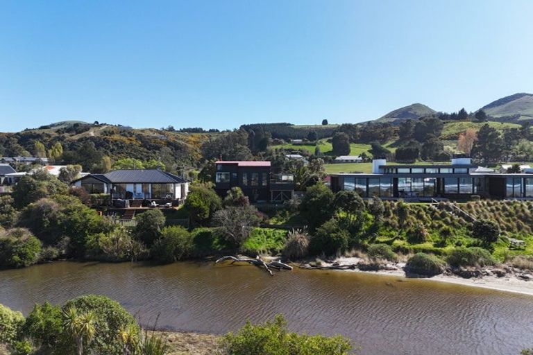 Photo of property in 815 Brighton Road, Ocean View, Dunedin, 9035