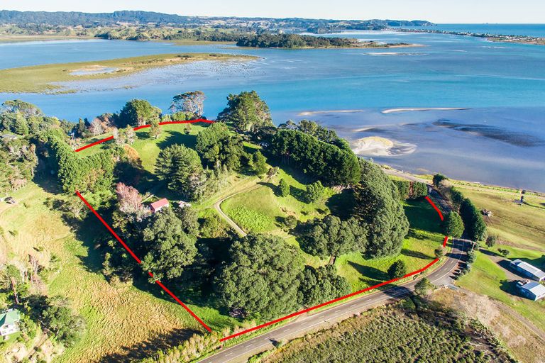 Photo of property in 107 Ohiwa Loop Road, Waiotahe, Opotiki, 3198