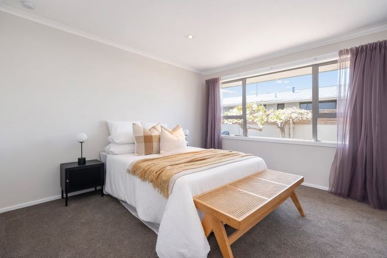 Photo of property in 39 Inwoods Road, Parklands, Christchurch, 8083