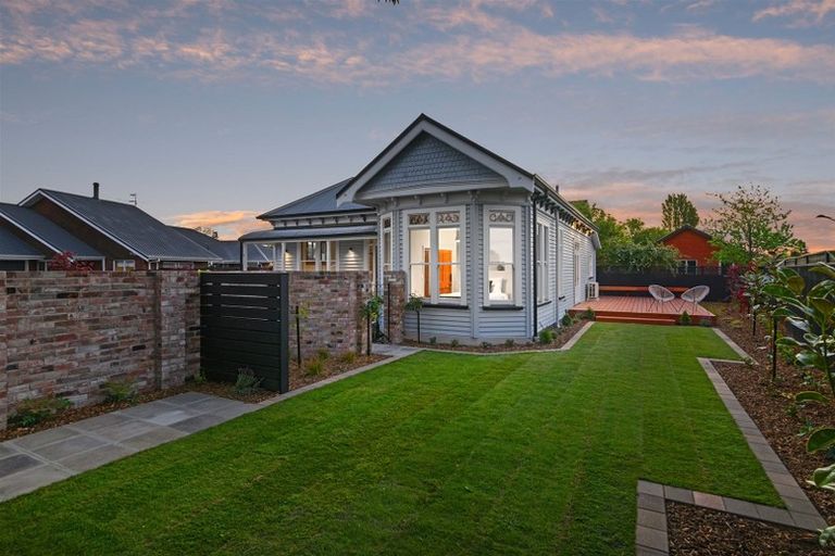 Photo of property in 17 Autumn Place, Mairehau, Christchurch, 8052