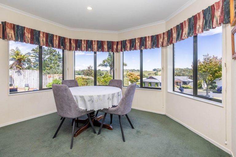 Photo of property in 5 Palm Grove Drive, Western Heights, Hamilton, 3200