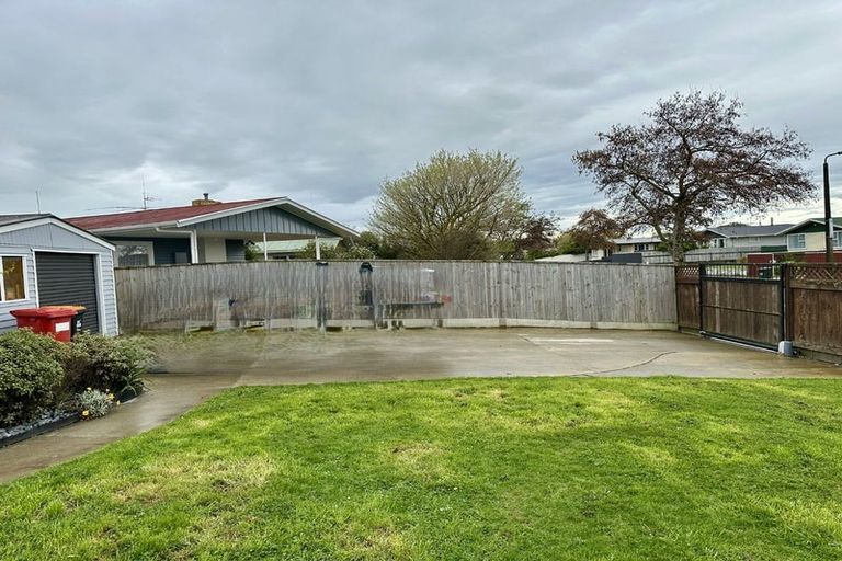 Photo of property in 30 Langley Avenue, Milson, Palmerston North, 4414